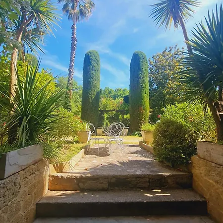 Convivial A 85 M² Avec Terrasse_2 Uzès